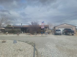 11245 Pawnee Rd, Apple Valley, CA 92308