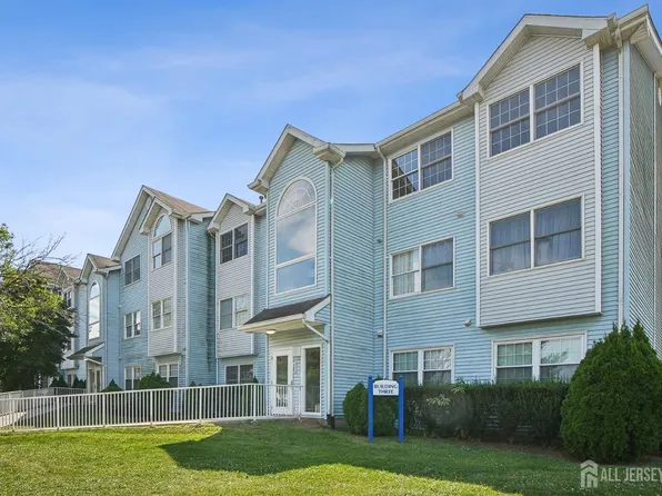 330 Edpas Rd, New Brunswick, NJ 08901