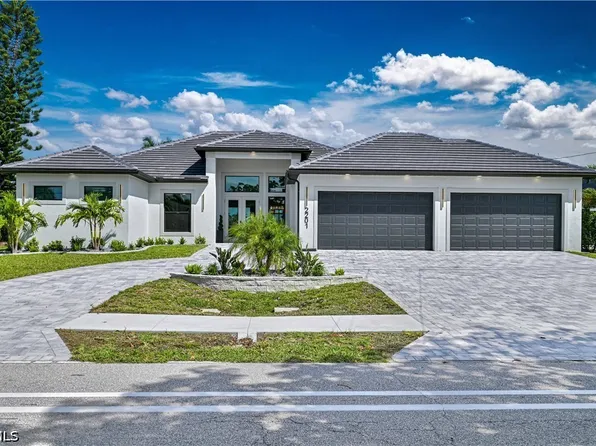 2201 Beach Pkwy W, Cape Coral, FL 33914