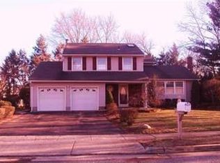 5 Jayne St, Old Bridge, NJ 08857