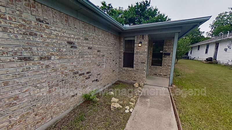 1st image of 4741_4743 Merida Ave #4743