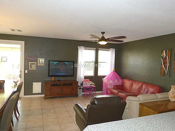 3rd image of 5906 W Dewey Dr