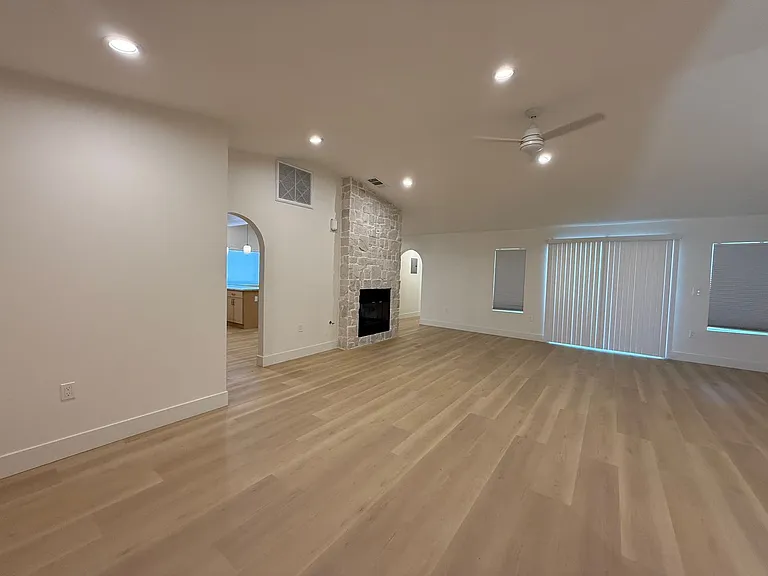 46301 Roadrunner Ln — Photo 24