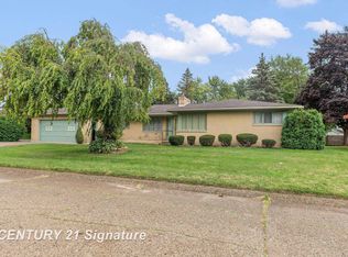 38 Elmview Ct, Saginaw, MI 48602