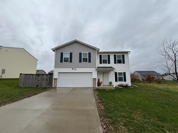 360 Hillside Dr, Pleasant Hill, IA 50327