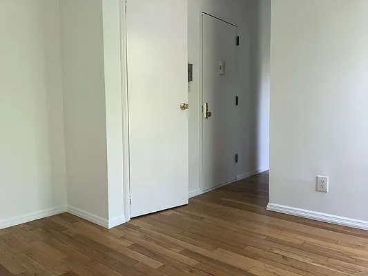 Rented by Michael Palmieri, LREB | media 11