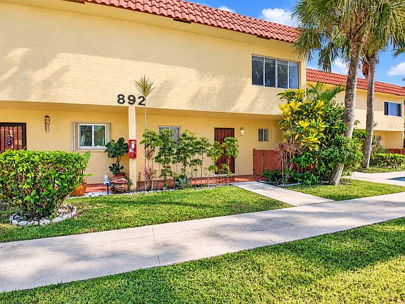 3rd image of 892 SW 9th Street Cir APT 7