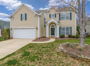 13810 Queenswater Ln, Charlotte, NC 28273