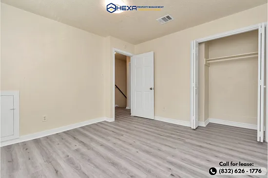 Brittmoore Townhouses — Photo 4