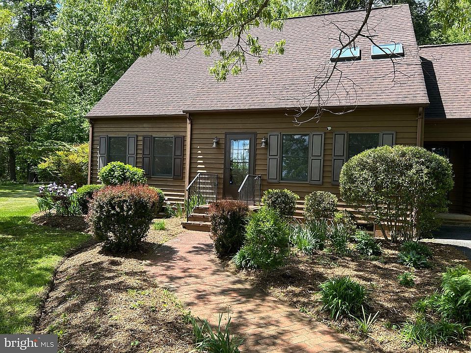 1st image of 359 Malvern Dr