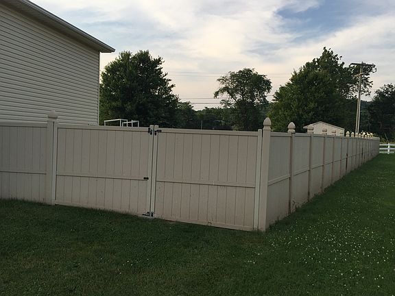 5th image of 394 Patrick Dr N