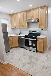 20-10 Hazen Street, #2