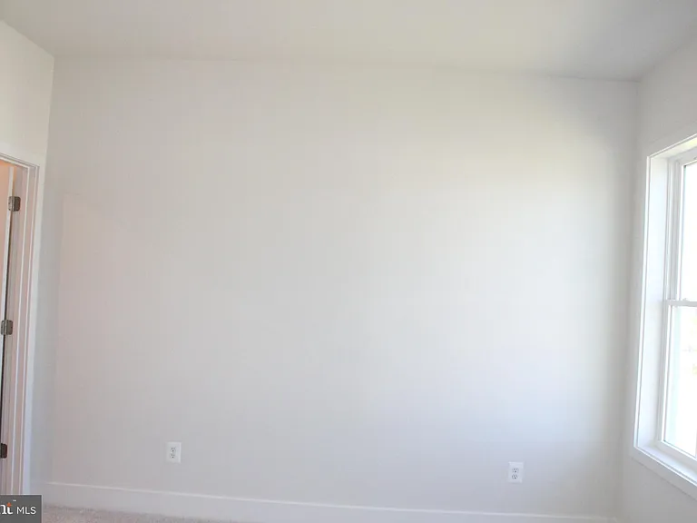 139 Heyford Dr — Photo 10