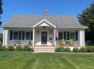 13 Kathleen Dr, Westerly, RI 02891