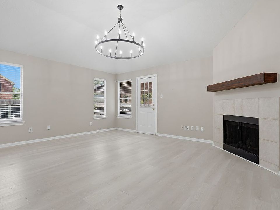 2nd image of 17003 Analisa Cir