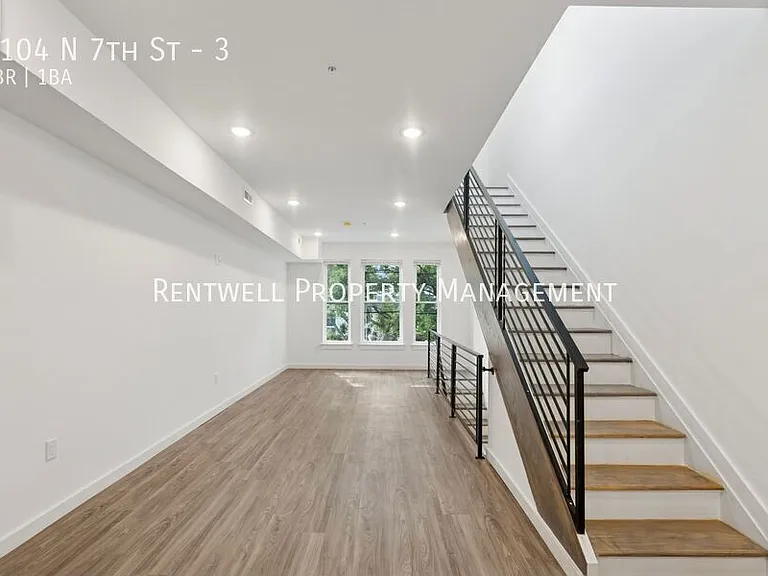 2104 N 7th St #3 — Photo 8
