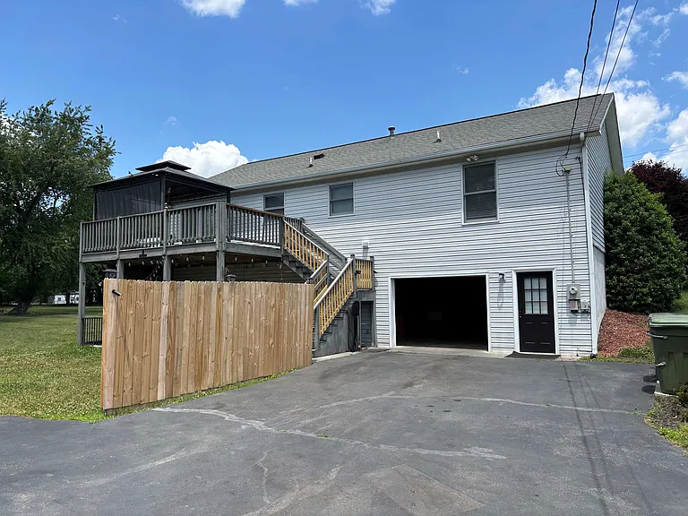728 Harrison Ave — Photo 5