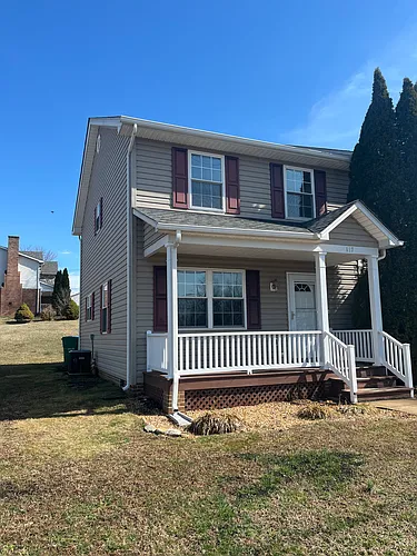 117 Luray Ave Photo 1