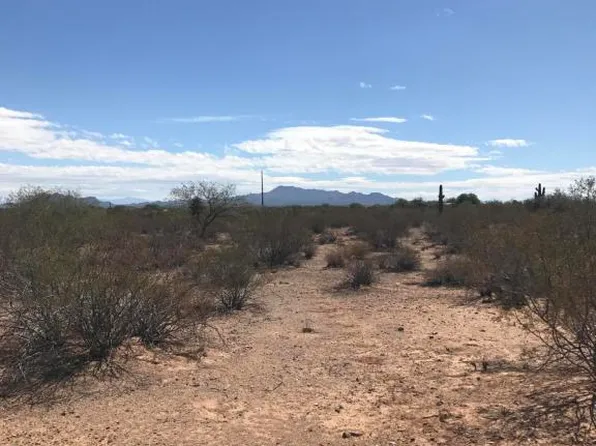 17811 W Husker Ln, Marana, AZ 85653