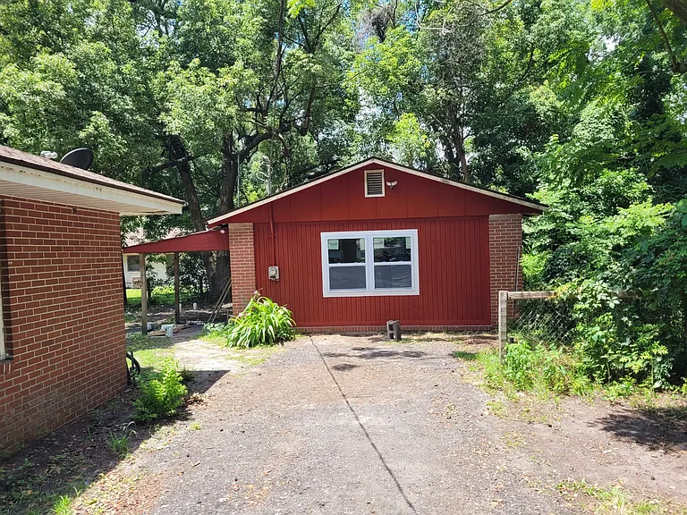3611 Hardee Ave — Photo 1