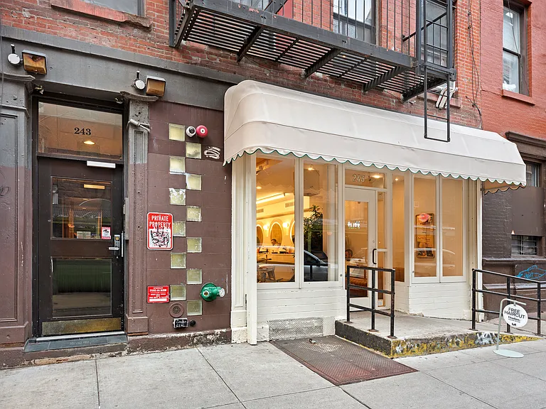 243 Mulberry St #4R — Photo 10