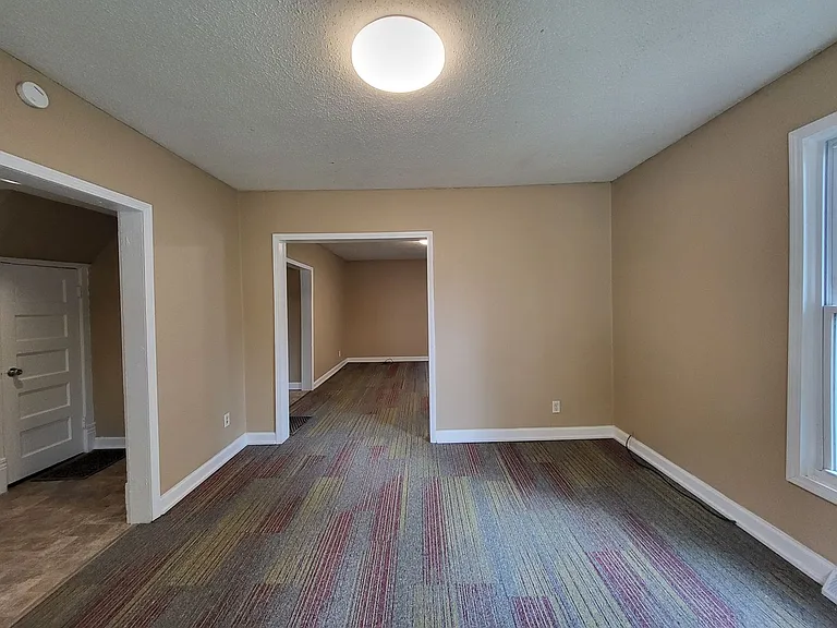1267 Stewart St — Photo 14