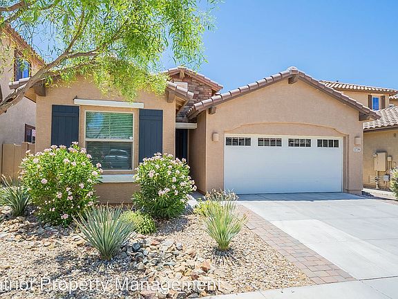 3rd image of 1739 W Lacewood Pl