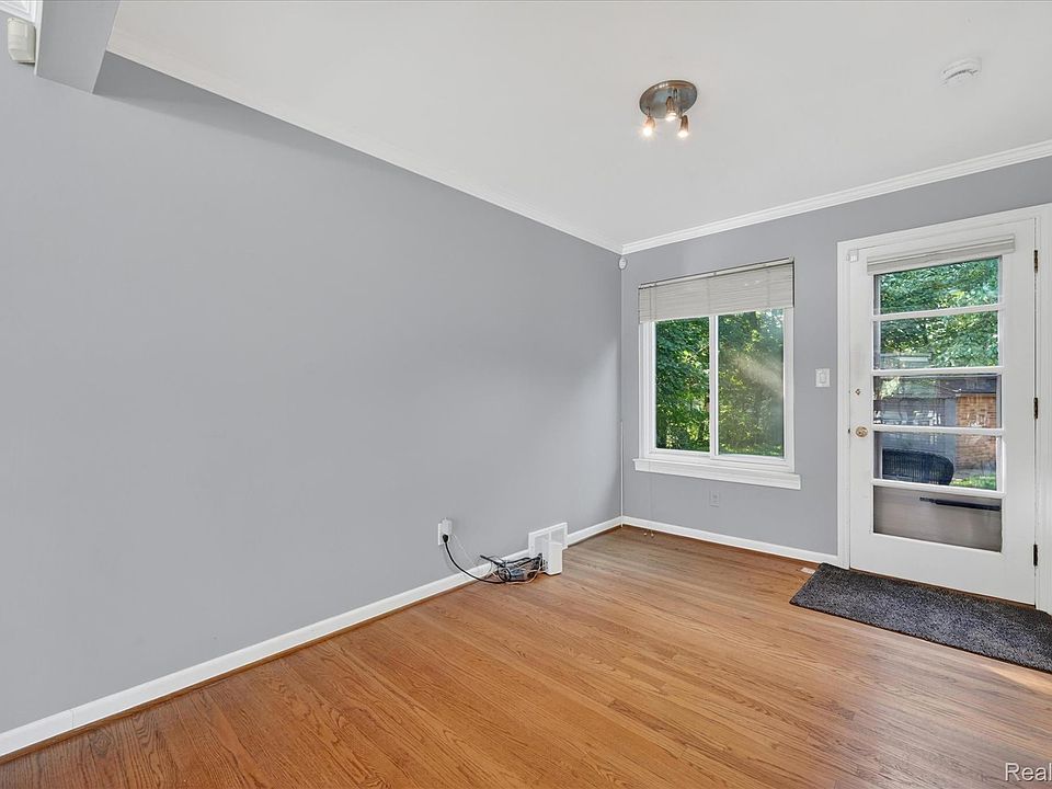 1035 N Old Woodward Ave Unit 1, photo 10