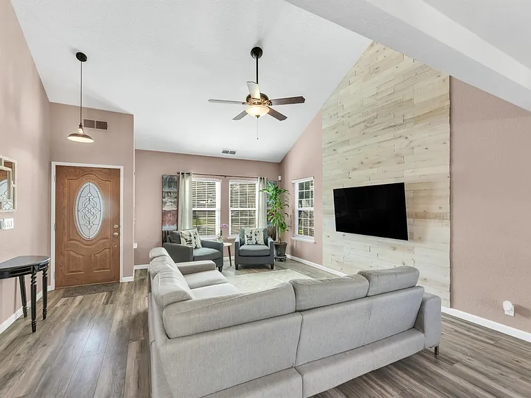 4417 Careyback Ave — Photo 6