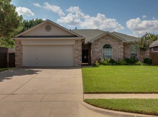 3211 Palos Verdes Dr, Corinth, TX 76210