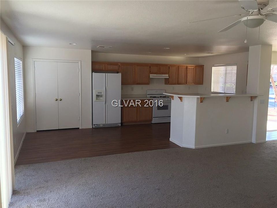 2nd image of 1600 Blooming Rose St #0