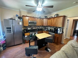 63 I St #1A, Boston, MA 02127