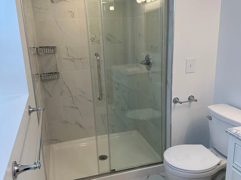 4806 Winterset Dr — Photo 11