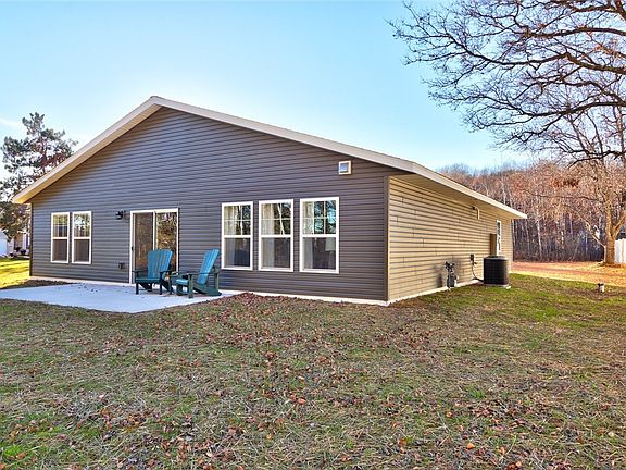 3rd image of 16183 W Sawyer Road