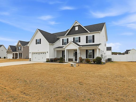 3rd image of 107 Salmon Ln