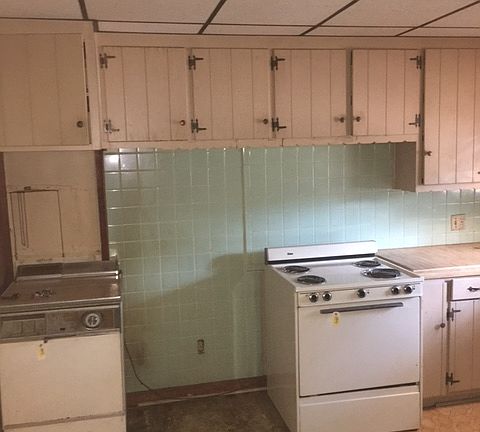 5th image of 3612 N 12th Ave