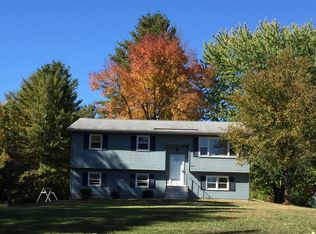 7 Judy Dr, Glenville, NY 12302