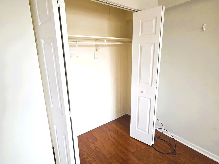 6821 N Sheridan Road — Photo 11