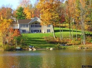 62 Methodist Farm Rd, Averill Park, NY 12018