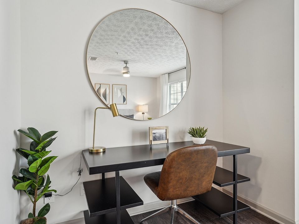 Home Office Space at Gwinnett Pointe Apartments in Norcross, GA 30093