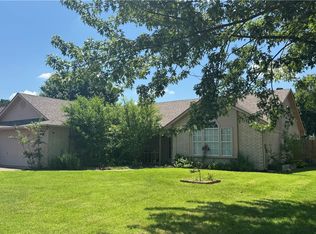 3406 W Beech Dr, Rogers, AR 72756