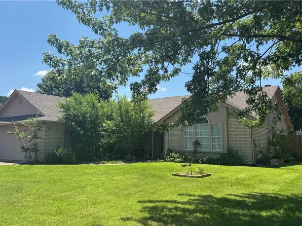 3406 W Beech Dr, Rogers, AR 72756