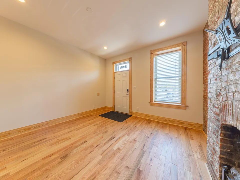 TV mount pre-installed above fireplace w/outlet behind it