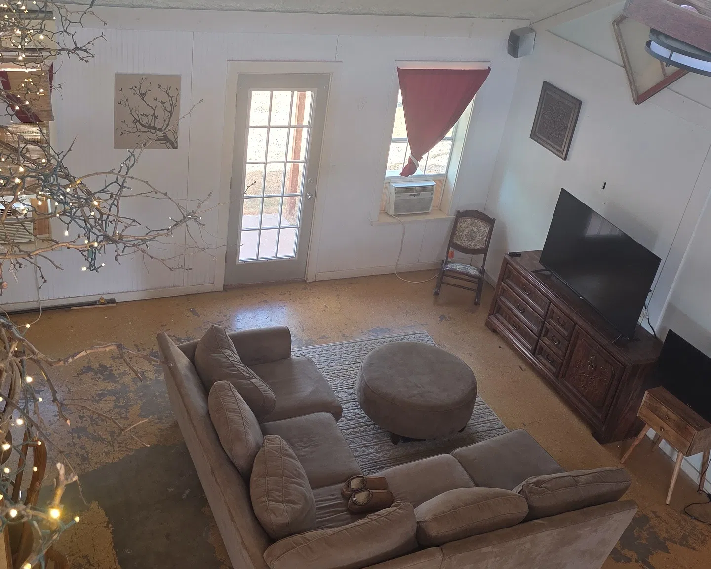 4 bed, 1344 sqft, $2,500 — Photo 3
