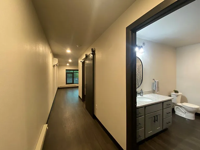 502 Main Apartments — Photo 7