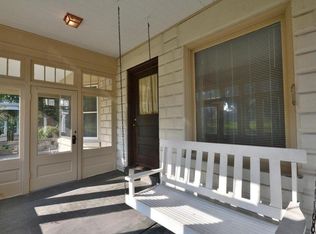 614 Maple Ave, Waukesha, WI 53186