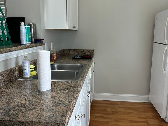 3rd image of 1725 Harvey Mitchell Pkwy S APT 4411