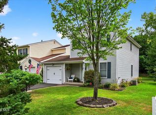 18 Cooks Court, Waterford, NY 12188