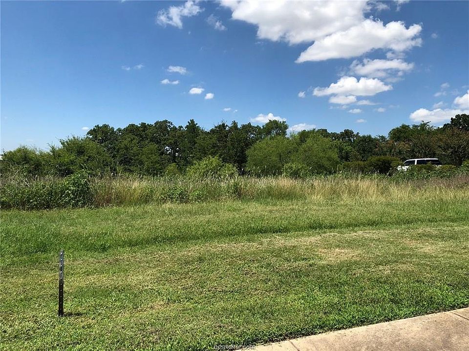 1st image of 3203 Pinyon Creek Dr
