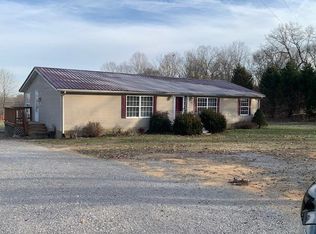 926 Cemetery Rd, Auburn, KY 42206